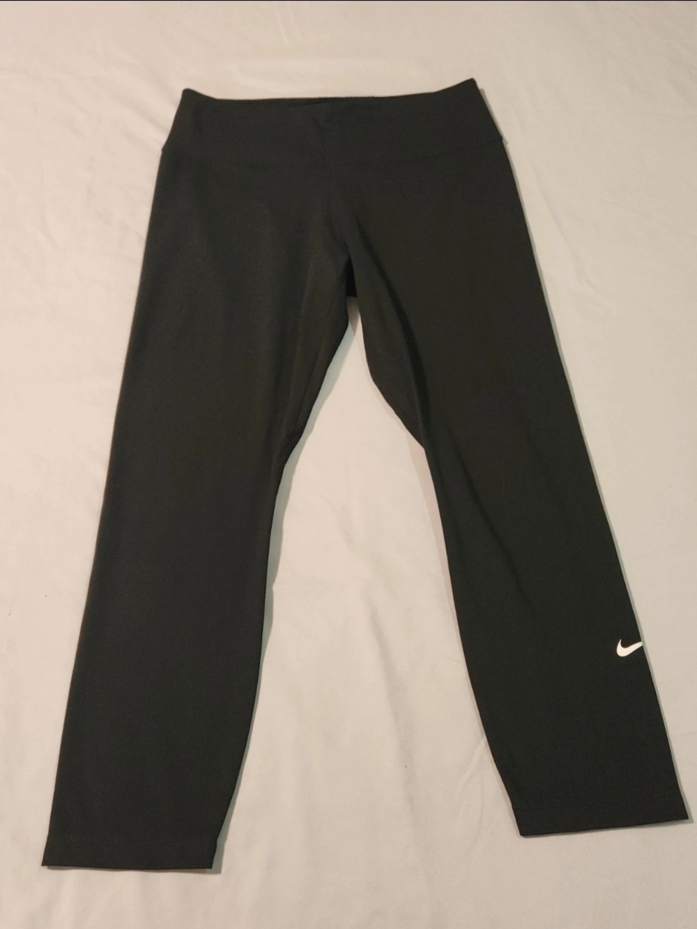 Nike Black Girls' Athletic Capri Leggings